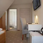 Otel Thule 3*